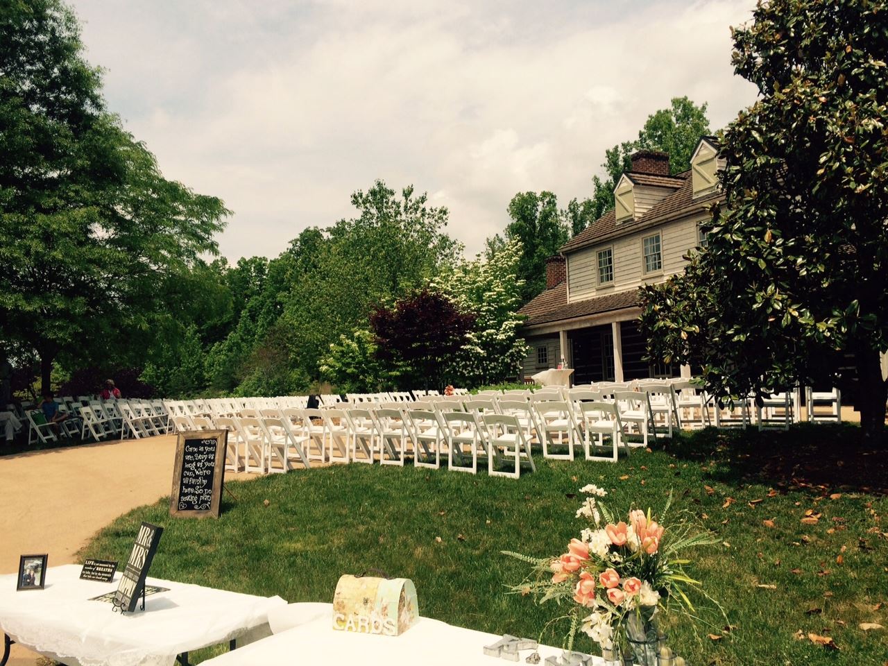 19 Outdoor Wedding- Ceremony Seating
